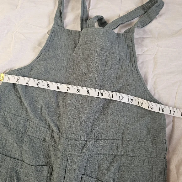 Listicle M Cotton Green Textured Overalls - Picture 2 of 6